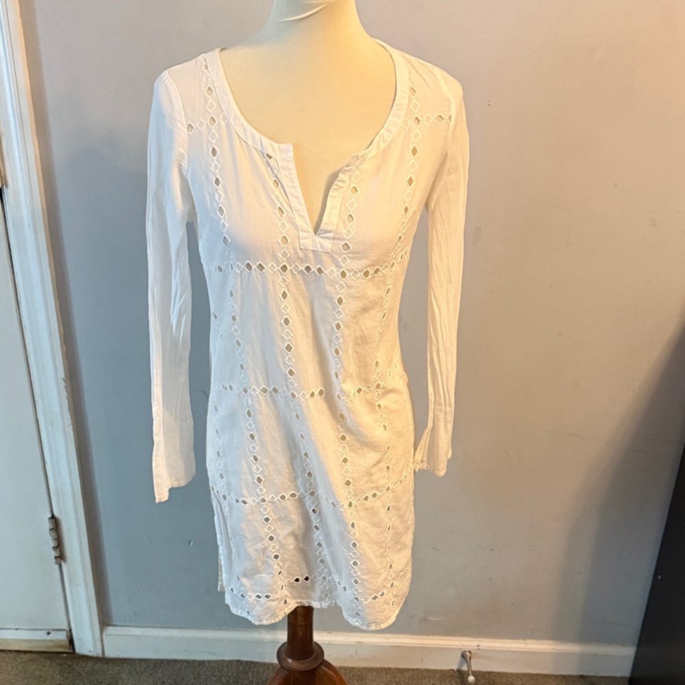 Old Navy Cream Long Sleeve Cover Up